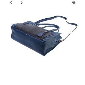 Old Trend Genuine Leather Senna Leaf Tote Teal Large